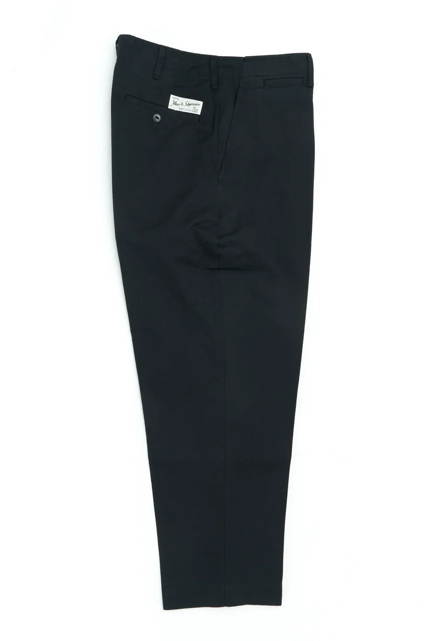 Merz b. Schwanen Relaxed Chino "01" Organic Cotton Deep Black